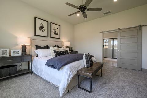 689 Huntington Ave, Madera, CA 93636 photo 3