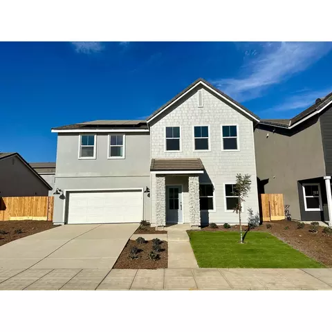 1087 Compass Dr W, Madera, CA 93636 photo 1