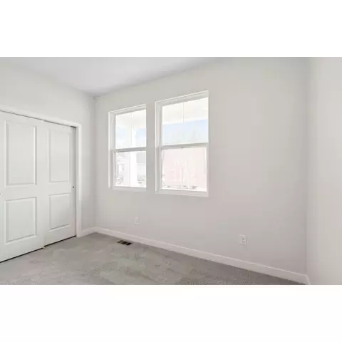 Bedroom - 2192 Myla Way, Elyria, OH 44035 photo 5 of 7
