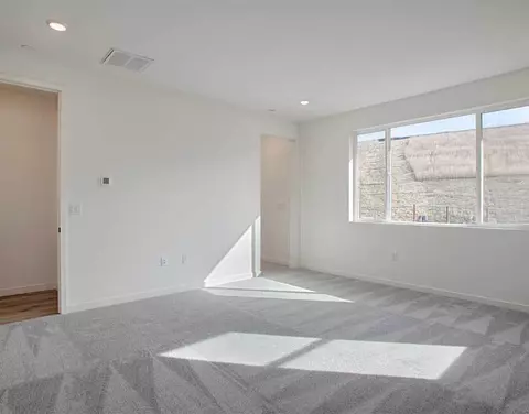 8077 Bordoni Ct, Vallejo, CA 94591 photo 32