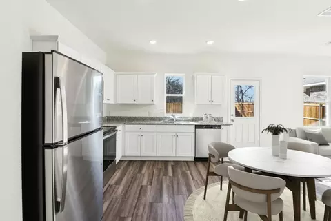 Kitchen - 603 Lagoon Dr, Maxwell, TX 78656 photo 3 of 4