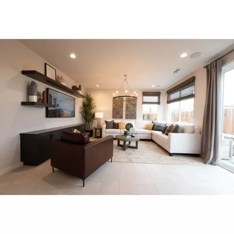 Living - 339 Lucas Ave S, Madera, CA 93636 photo 1 of 2