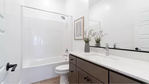 2235 N Duke Ave, Clovis, CA 93619 photo 11
