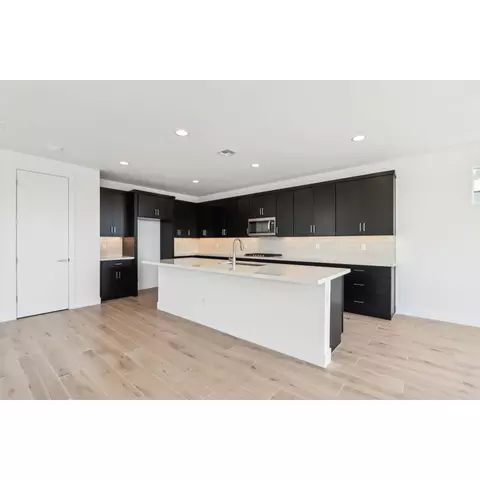 Kitchen - 10247 E Ursula Ave, Mesa, AZ 85212 photo 2 of 4