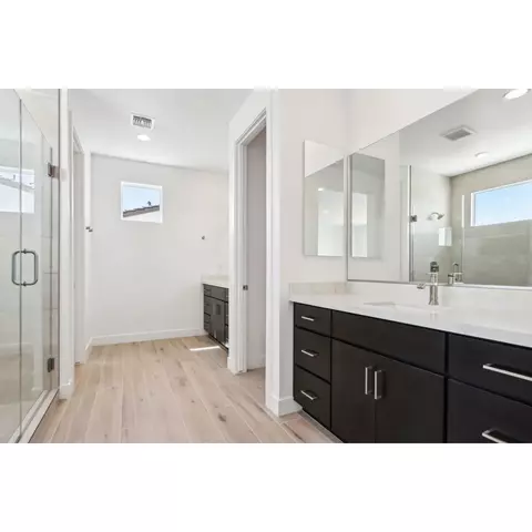 Bath - 10247 E Ursula Ave, Mesa, AZ 85212 photo 1 of 2