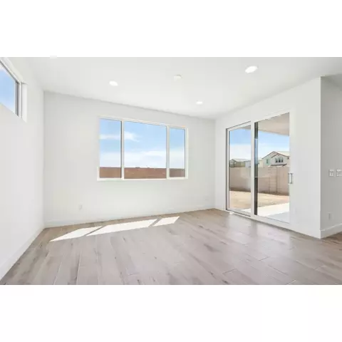 Living - 10247 E Ursula Ave, Mesa, AZ 85212 photo 1 of 2