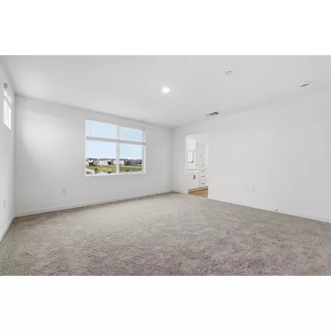 1395 Leonhardt Loop, Lincoln, CA 95648 photo 9