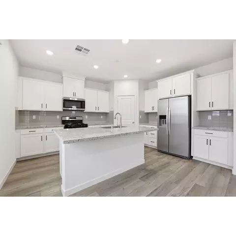 1395 Leonhardt Loop, Lincoln, CA 95648 photo 7