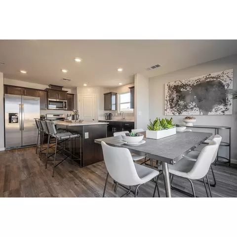 Dining - 2105 Hunter Ave, Sanger, CA 93657 photo 1 of 2