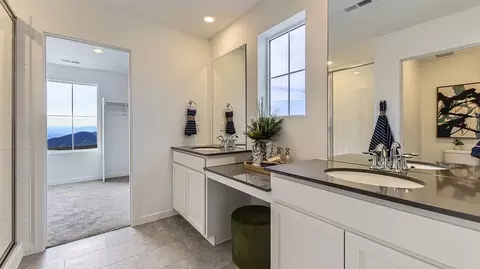 Bath - 28685 E 6th Pl, Watkins, CO 80137 photo 1 of 3