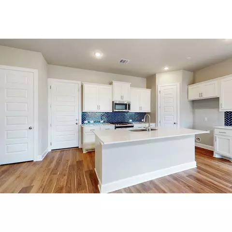 749 Beaverton Dr, Leander, TX 78641 photo 8