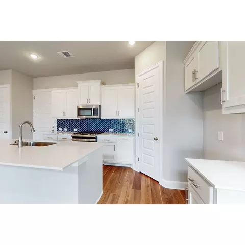749 Beaverton Dr, Leander, TX 78641 photo 10