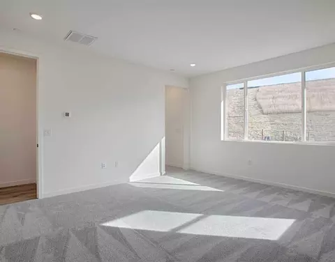 8057 Bordoni Dr, Vallejo, CA 94591 photo 32