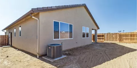 1123 Grant Ave W, Madera, CA 93636 photo 28
