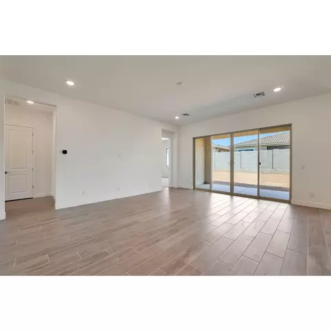 44615 N 44th Dr, Phoenix, AZ 85087 photo 11