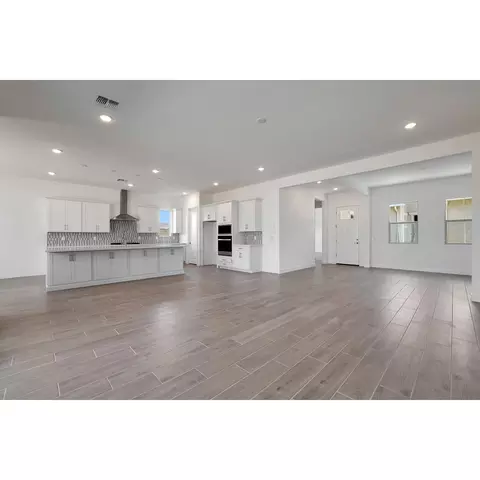 44615 N 44th Dr, Phoenix, AZ 85087 photo 5