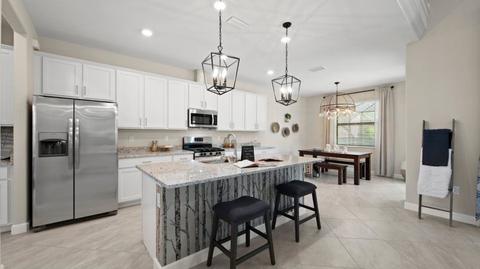20196 Kingmont Dr, Estero, FL 33928 photo 2