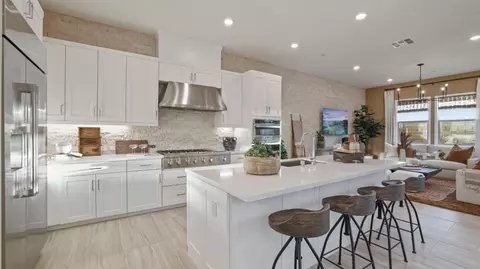 1255 Hollyleaf Ter, Montebello, CA 90640 photo 2