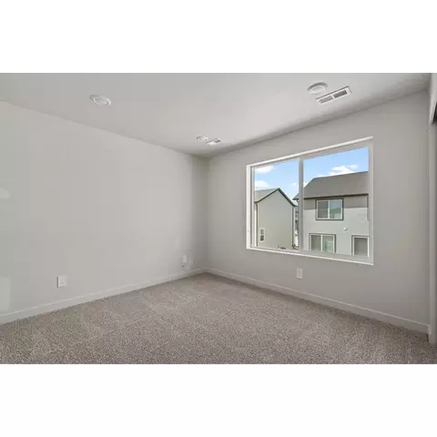 543 E Andiron Ln, Eagle Mountain, UT 84005 photo 17