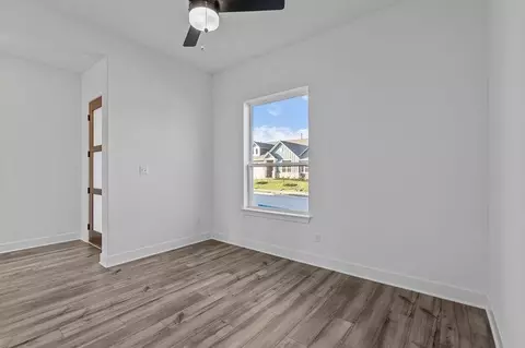 178 Pine Bark Dr, Buda, TX 78610 photo 12