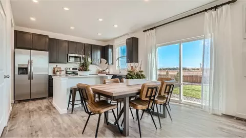 24498 E Adriatic Dr, Aurora, CO 80018 photo 3