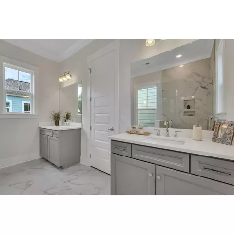 Bath - 8 Skipperling Ln, Bluffton, SC 29909 photo 1 of 3