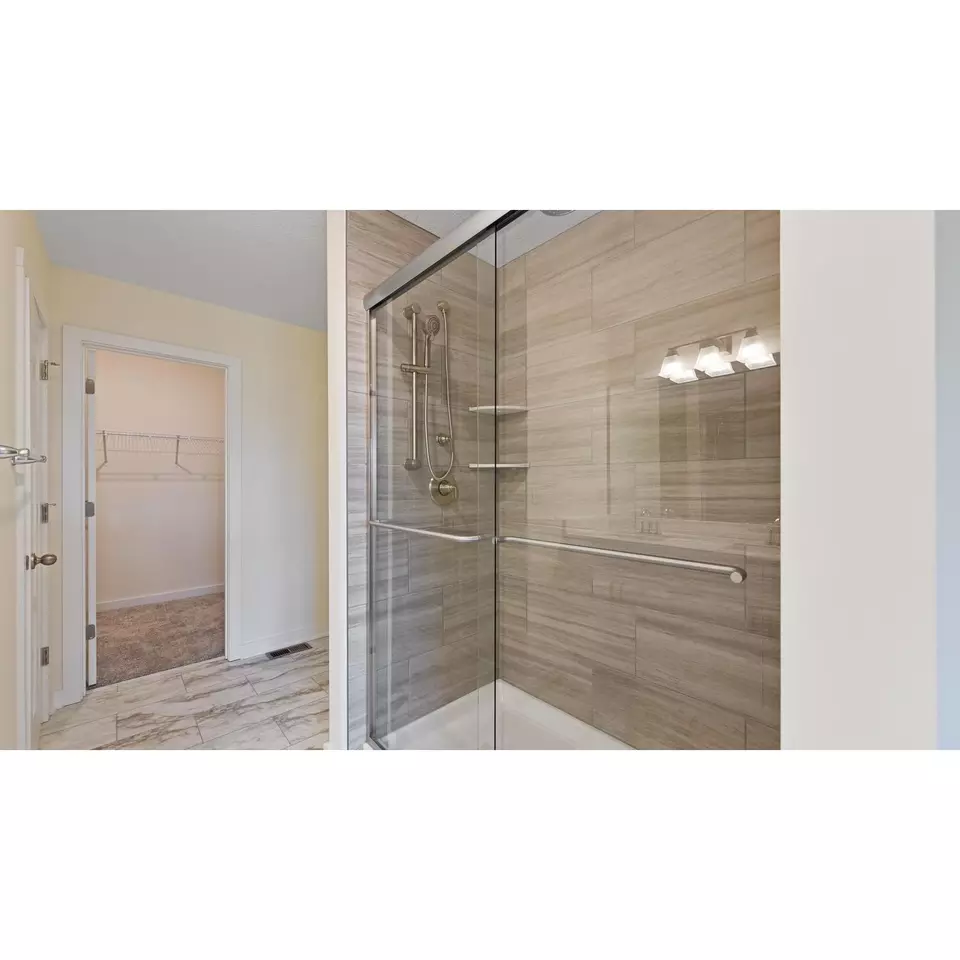Bath - Plan Chattanooga - 101 Doria Ann Dr, Monaca, PA 15061 photo 8 of 10