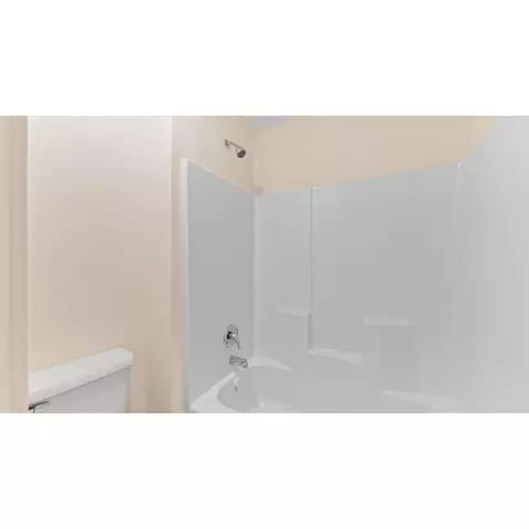Bath - Plan Chattanooga - 101 Doria Ann Dr, Monaca, PA 15061 photo 1 of 10