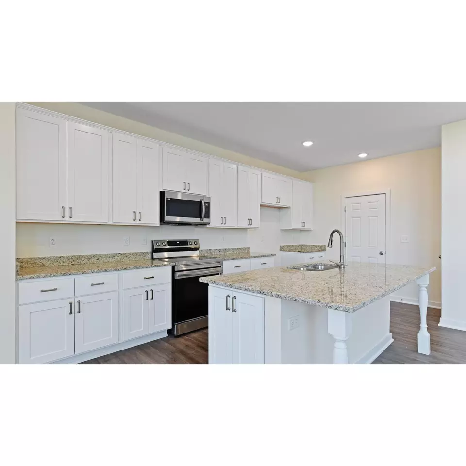 Kitchen - Plan Chattanooga - 101 Doria Ann Dr, Monaca, PA 15061 photo 4 of 5