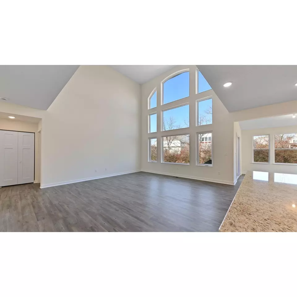 Living - Plan Chattanooga - 101 Doria Ann Dr, Monaca, PA 15061 photo 2 of 6