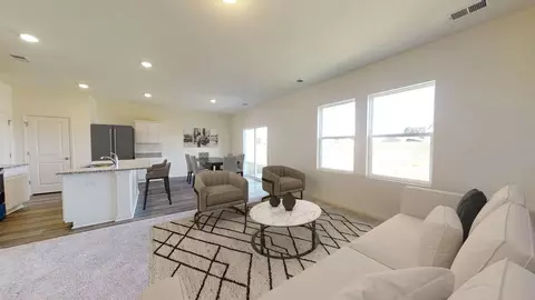 376 Enforcer Loop, Jarrell, TX 76537 photo 8