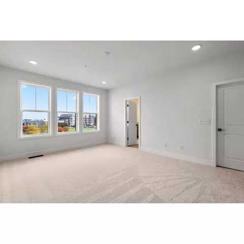 42636 Darala Dr, Ashburn, VA 20147 photo 25