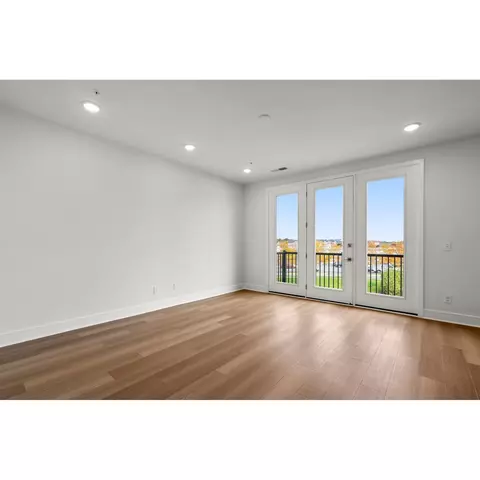 42636 Darala Dr, Ashburn, VA 20147 photo 11