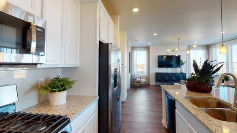 17310 E 95th Pl, Commerce City, CO 80022 photo 5