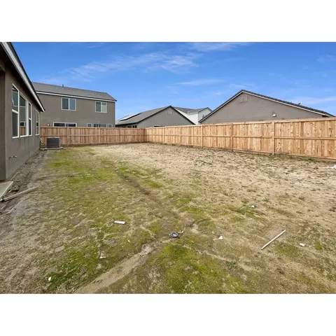 1235 Windmill Ave, Clovis, CA 93619 photo 6