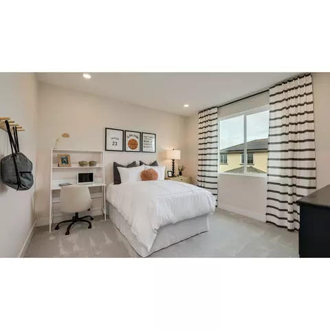 Bedroom - 3368 Oak Trail Dr, Manteca, CA 95337 photo 5 of 7