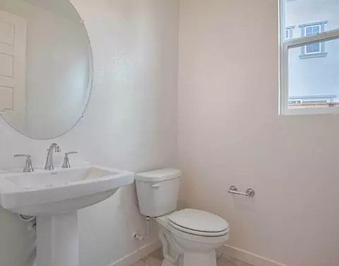 607 Ploof Pl, Lathrop, CA 95330 photo 13