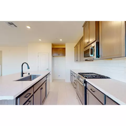 Kitchen - 2986 Delegate Dr, Lincoln, CA 95648 photo 2 of 5
