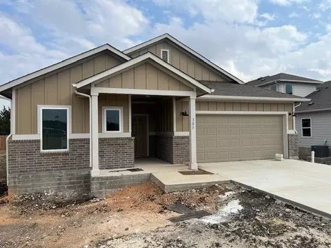 Exterior - 303 Lucky Ave, Bertram, TX 78605 photo 1 of 2