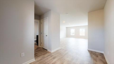 450 Toronto Cir, Hampton, GA 30228 photo 14