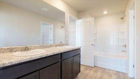 450 Toronto Cir, Hampton, GA 30228 photo 35