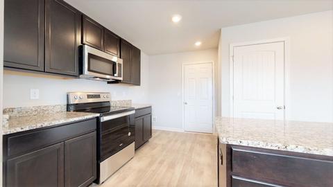 450 Toronto Cir, Hampton, GA 30228 photo 23