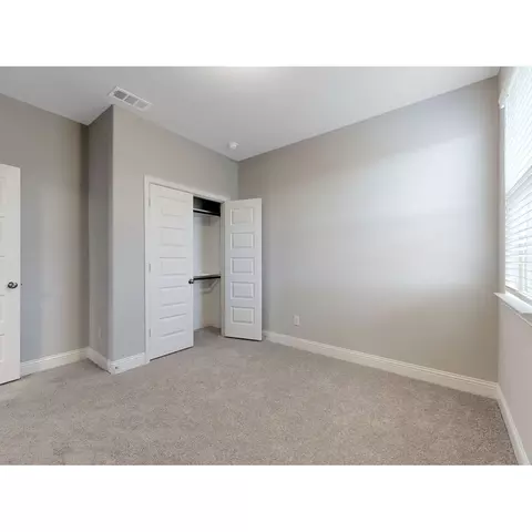4025 Bluestem Blvd, Argyle, TX 76226 photo 12