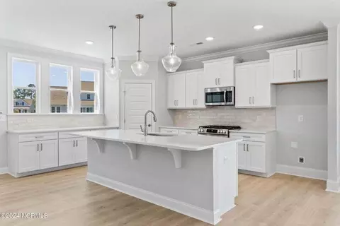 357 Sailor Sky Way, Hampstead, NC 28443 photo 12