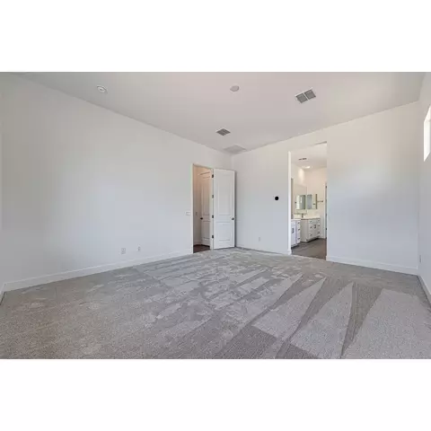 Bedroom - 44517 N 44th Dr, Phoenix, AZ 85087 photo 2 of 4