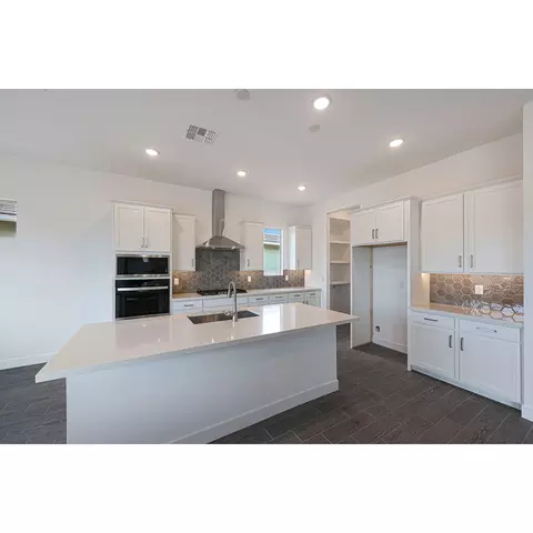 Kitchen - 44517 N 44th Dr, Phoenix, AZ 85087 photo 1 of 3