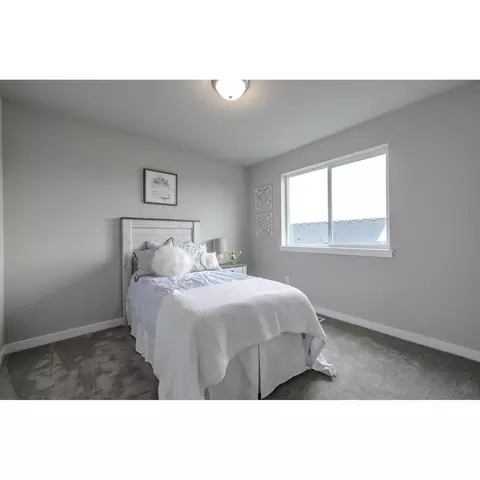 127 Valemont Dr, Medford, OR 97501 photo 14