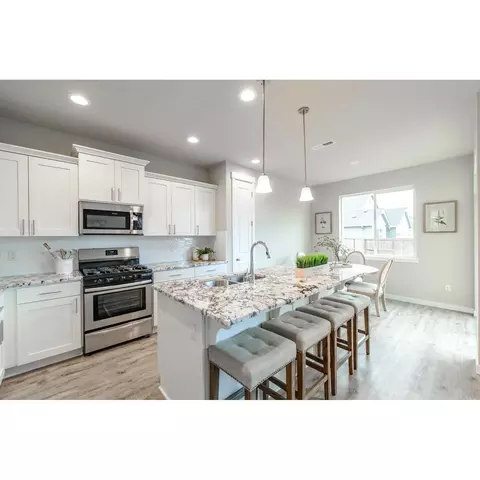 127 Valemont Dr, Medford, OR 97501 photo 20