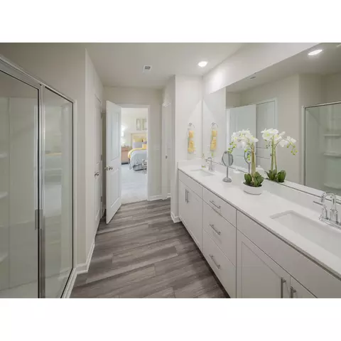 Bath - 533 Squirrel Oaks Ln, Garner, NC 27529 photo 1 of 1