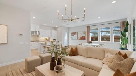 166 Sentosa, Irvine, CA 92618 photo 4